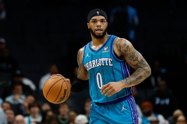 Sources: Bridges back to Hornets on $75M deal